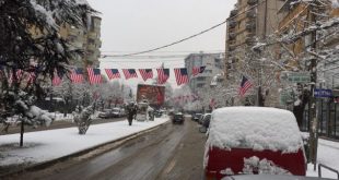 Ura mbi lumin Ibër në Mitrovicë nuk ndanë vetëm Kovën por edhe dy botë, Amerikën në jug, Rusinë në veri