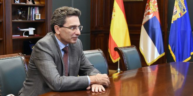 Raul Bartolome Molina: Spanja nuk do ta njohë pavarësinë e Kosovës, sepse respekton të drejtën ndërkombëtare