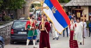 Zlatko Vujoviq: Beogradi po bën presion në Mal të Zi, për të ndryshuar identitetin e tyre kombëtar nga malazias në serb