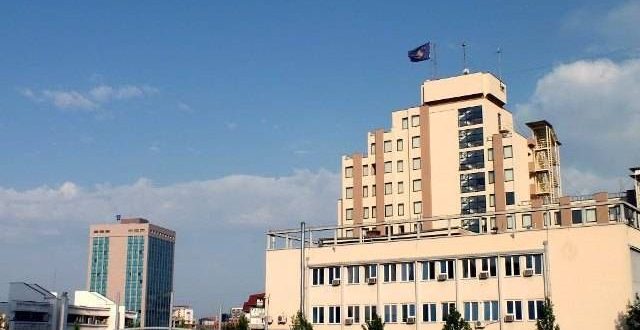 Ministria e Punëve të Jashtme kërkon nga qytetarët t'i shmangin udhëtimet në Irak e Iran për shkak të sigurisë