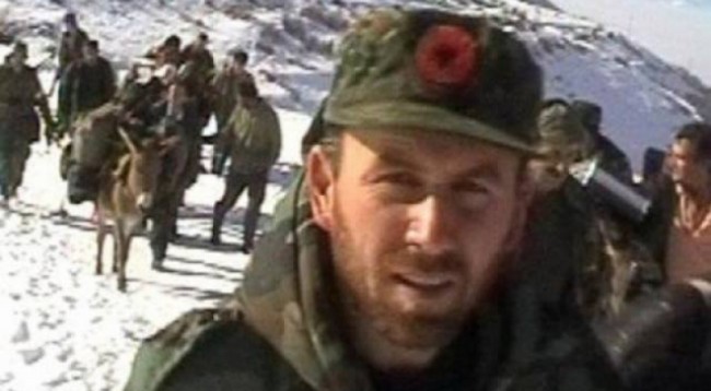 Në përvjetorin e rënies  ecje përkujtimore në nder të Mujë Krasniqit