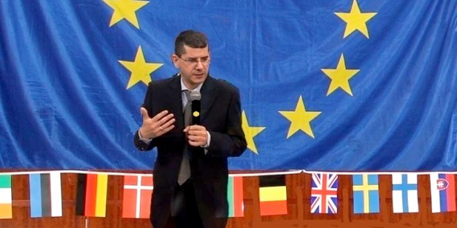 Asgjë nuk ka të përbashkët Besa Shqiptare me kodin e mafias italiane, sikur shkruan me cinizëm dhe idiotizëm, italiani Muzakio