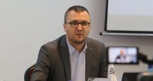 Naim jakaj
