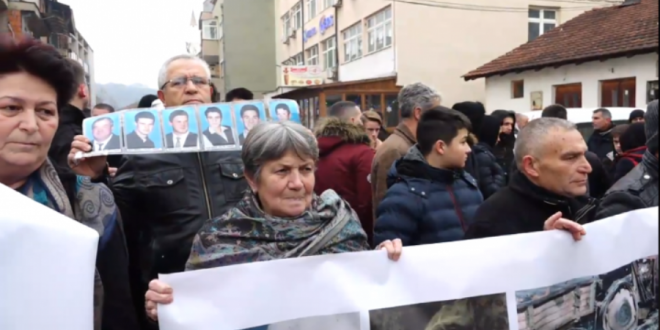 Në Gjakovë mbahet Akademi përkujtimore “Dy dekada ankth e pritje – zbardhja e fatit të pagjeturve”