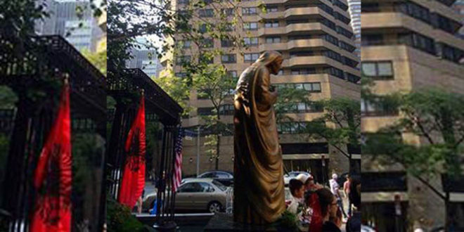 Beqir Sina: Shqiptarët e Amerikës vendosën Shtatoren e Shën Terezës, në kryeqëndrën e botës, në New York