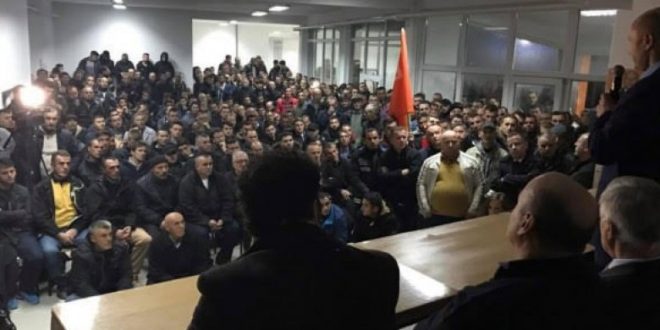 Dega e Nismës për Kosovën në Drenas ka mbajtur tubim me banorët e Komaranit