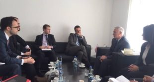 NISMA pret në takim ambasadorin e Anglisë, Ruairí O’Connell dhe drejtorin e Fondit Devin O'Shaughnessy
