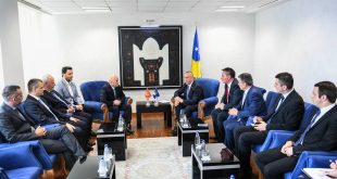 Kryeministri i Kosovës, Ramush Haradinaj ka pritur sot ministrin e Transportit të Malit të Zi, Osman Nurkovic
