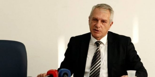 Shpend Ahmeti emëron drejtorin e administratës, Muhedin Nushin nënkryetar të Prishtinës