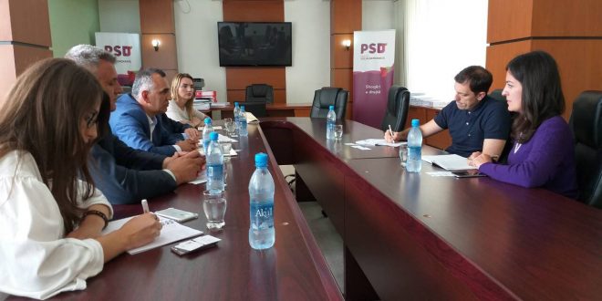 OAK takohet me kryetarin e Grupit Parlamentar të PSD-së