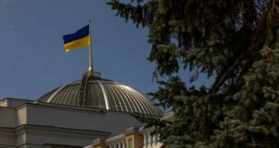 Deputetët ukrainas dhe Parlamenti e anuluan seancën për shkak të paralajmërimeve për sulme ajrore nga Rusia