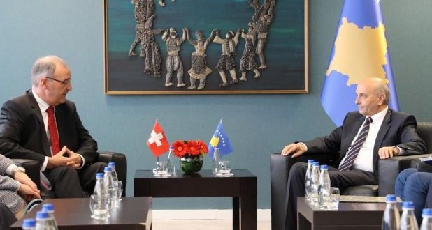 Kryeministri Mustafa vlerëson ndihmën e Zvicrës për Kosovën