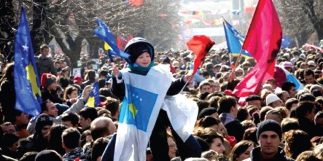 Kosova dhe shqiptarët përgjithësisht kudo ku janë po festojnë 10-vjetorin e pavarësisë