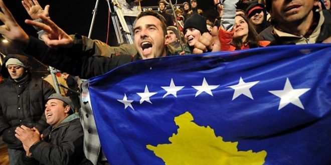 Më aktivitete të ndryshme insitucionale sot shënohet 13 vjetori i shpalljes së pavarësisë së Kosovës