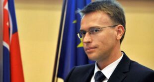 Peter Stano: Bashkimi Evropian nuk i vë në dyshim autoritetet e Kosovës për hetimin e krimeve të luftës, por është në kontakt me ta