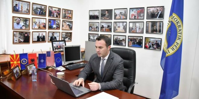 Arbër Ademi realizoi video takim me kolegët e tij nga Parlamenti Italian