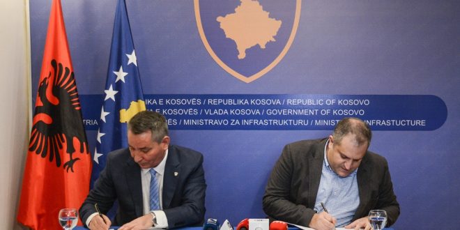 Marrëveshje bashkëpunimi për linjë të re të autobusëve Prishtinë - ANP “Adem Jashari”