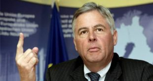 Pieter Feith: Nacionalistët maqedonas po luajnë me zjarr
