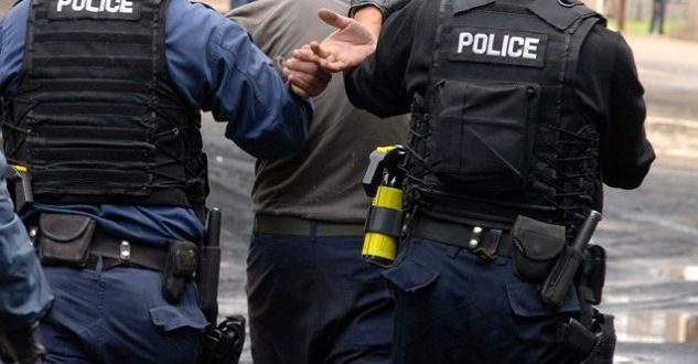 Sot në Therandë është arrestuar një serb 74-vjeçar me akuzë për “Krime të Rënda”, dhe “Krime Lufte” të kryera në Kosovë
