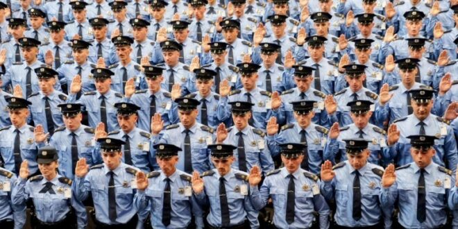 Në një ceremoni të organizuar sot kanë diplomuar 490 kadetë policorë në gjeneratës së 58-të të Policisë së Kosovës