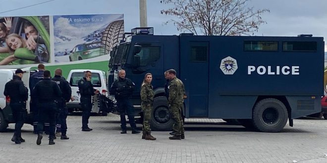 Forcat paqeruajtëse të KFOR-it në Kosovë e kanë vlerësuar stabile, situatën në vend, pas zhvillimeve në kufi me Serbinë