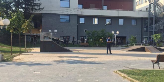 Policia shton praninë e saj në Prishtinë duke sjellë pjesëtar të saj nga rajone tjera