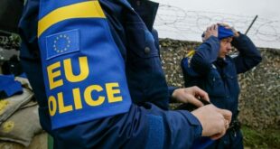 Pavarësisht protestave të veteranëve, policët e EULEX-it, nuk e ndalin konfiskimin e telefonave të luftëtarëve të UÇK-së