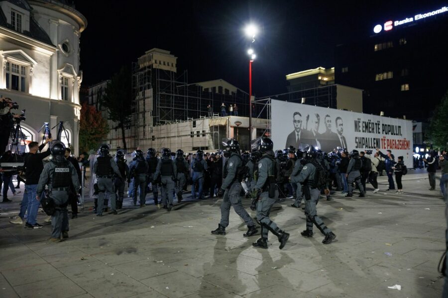 Detyra e institucioneve është t i mbrojnë qytetarët dhe të drejtën e tyre për protestë
