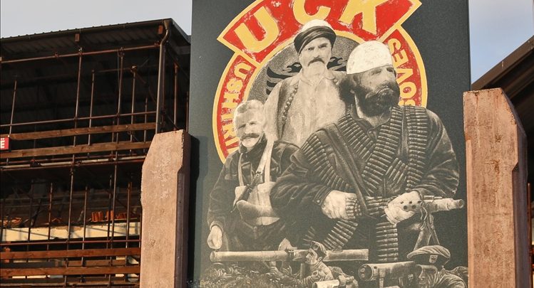 SABIT JAHA  FANARË NËPËR FURTUNA  POEMË  Me rastin e 5  6 dhe 7 Marsit   Epopesë së UÇK së