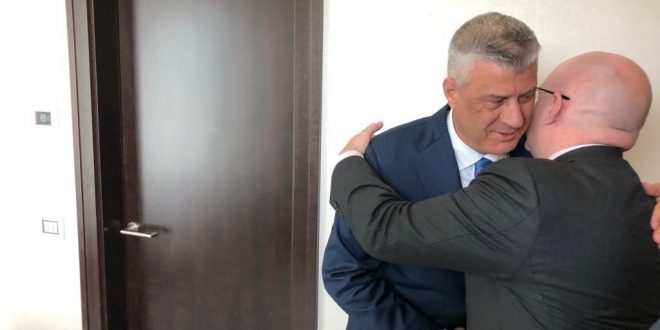 Kryetari Thaçi, në margjinat e forumit ndërkombëtar GlobSec në Bratislavë, ka takuar diplomatin amerikan Philip Reeker