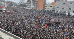 Partitë opozitare nuk e përjashtojnë mundësinë e organizimit të protestave kundër korrigjimit të kufijve me Serbinë