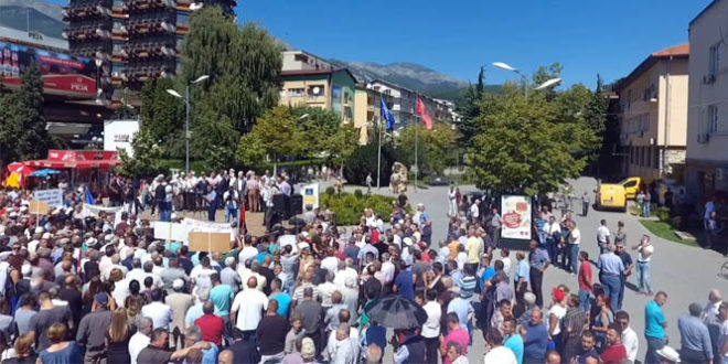 Protesta në Pejë: Kosova do të humb rreth 12 mijë hektarë tokë me ratifikimin e kësaj marrëveshjeje