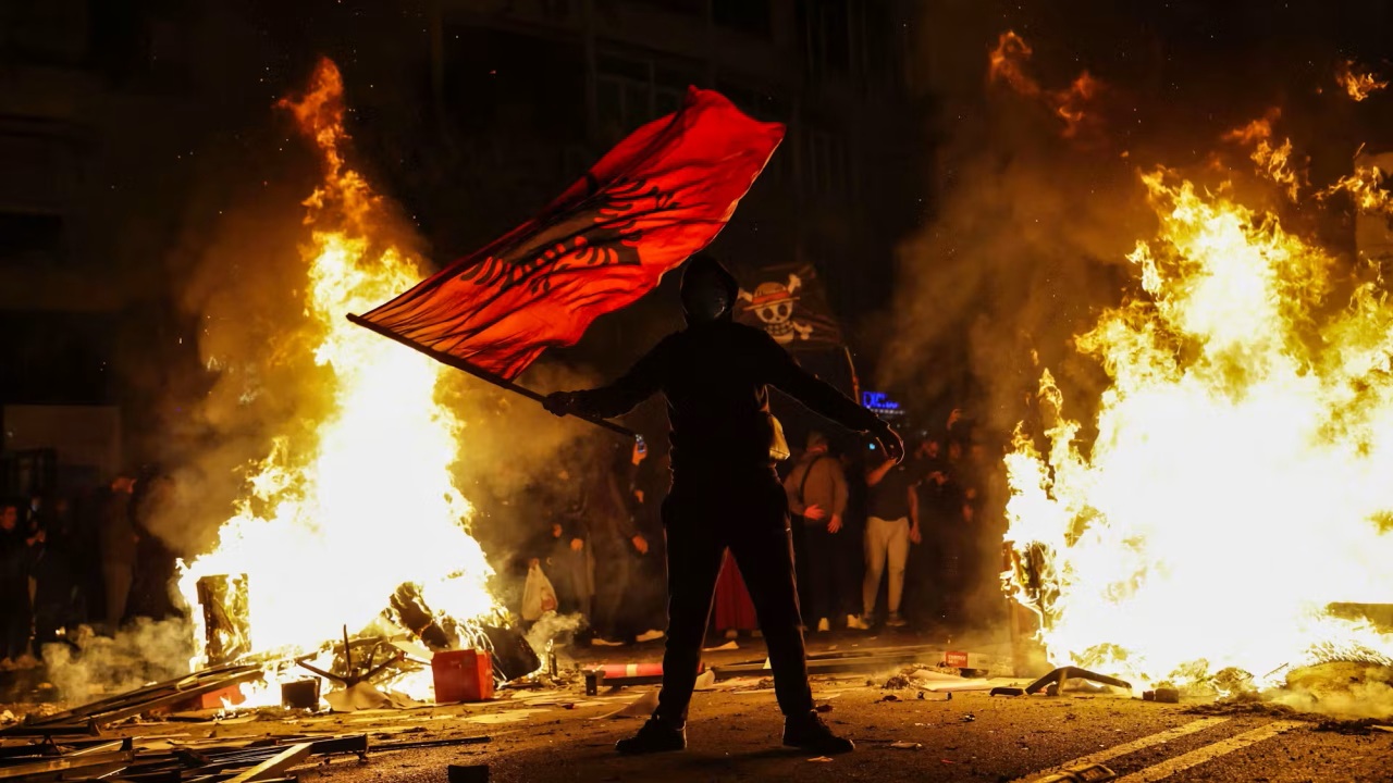 Pse të rinjtë në Evropë protestojnë  ndërsa në Zvicër pakënaqësitë shprehen ndryshe 