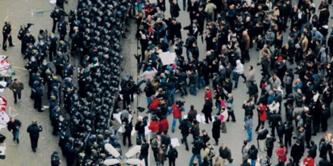 Shqipëria u jep titullin e lartë të “Dëshmorit të Atdheut” 4 dëshmorëve të protestës paqësore të 21 janarit 2011