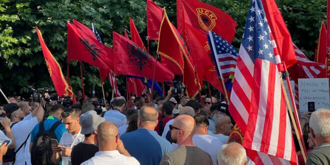 Sot në Prishtinë do të protestohet kundër presionit që Serbia po i bën shqiptarëve në Kosovën Lindore
