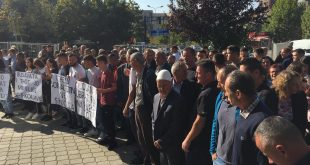 Banorët e Busavatës së Dardanës, kanë protestuar kundër mbylljes së shumë shkollave në këtë komunë
