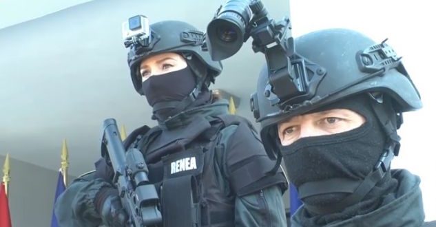 Policia e Shtetit blindon Tiranën: Jo panik, por siguri për të festuar