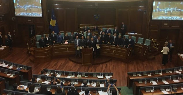 Ramush Haradinaj shpallet zyrtarisht kryeministër i Kosovës, tre muaj pas zgjedhjeve parlamentare të 21 qershorit