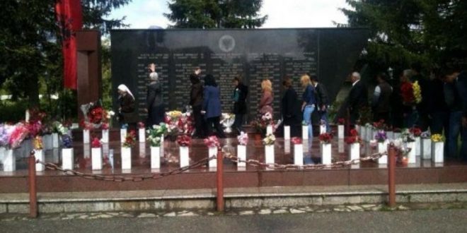 20 vjet nga Maskra e Qyshkut ku forcat policore e ushtarake serbe vranë dhe masakruan barbarisht 44 shqiptarë