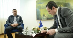 Kryeministri, Albin Kurti, ka refuzuar të përgjigjet lidhur me emërimin e Radoica Radomiroviqit, në postin e zëvendës-ministrit