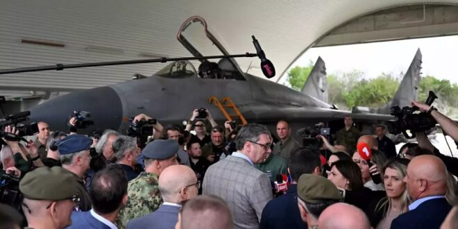 Forcat Ajrore të Serbisë do të marrin nga Franca një skuadrilje prej 12 avionësh luftarakë francezë “Rafale”