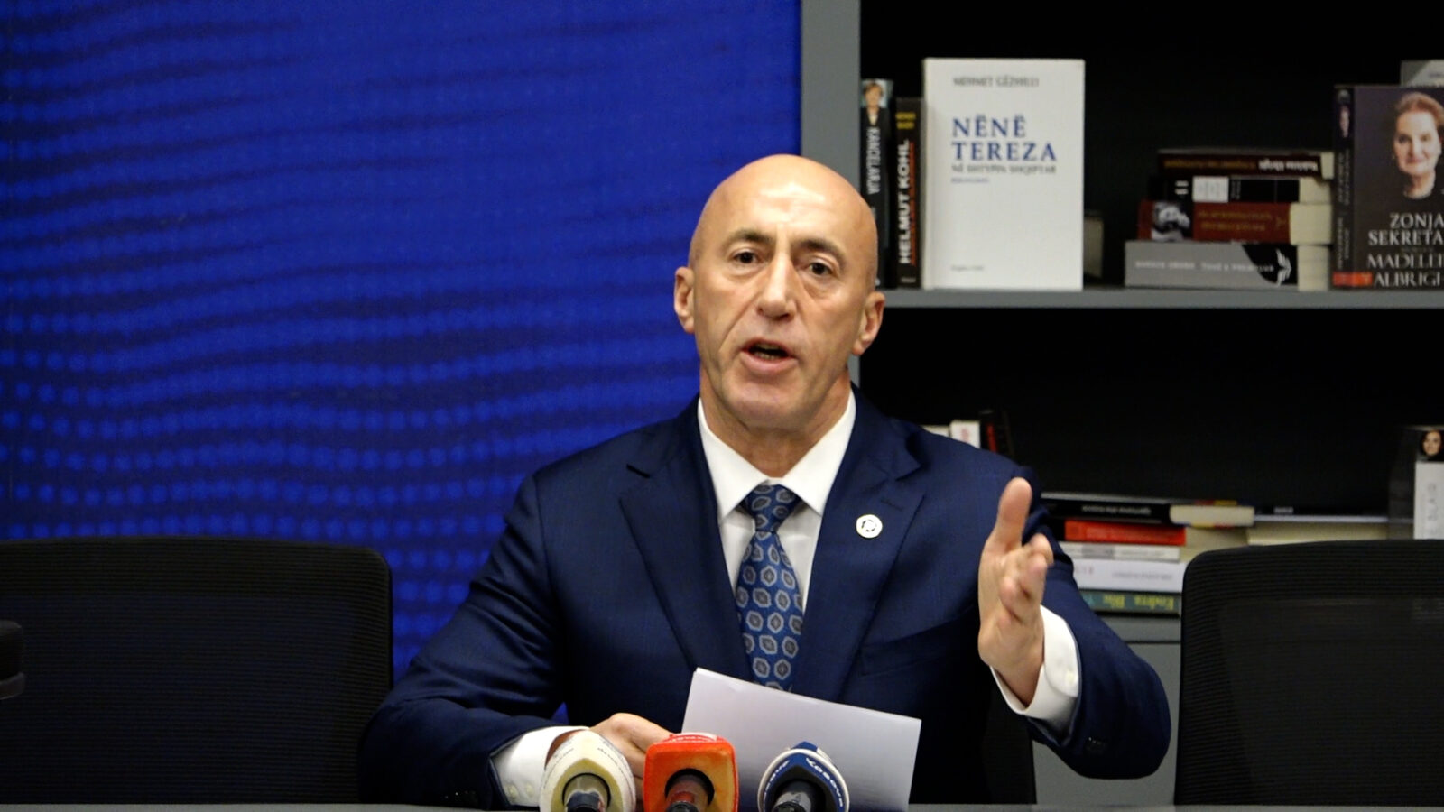 Ramush Haradinaj përjashton bashkëpunimin me LVV në  i hapur për koalicion me PDK në dhe LDK në