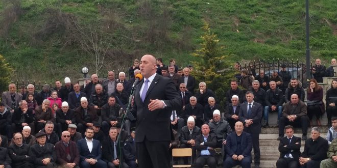 Kryeministri, Haradinaj, ka përkujtuar disa nga masakrat e mëdha të ndodhura gjatë luftës në Kosovë