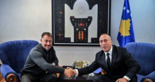 Kryeministri, Ramush Haradinaj, priti në takim gjeneralin e luftës Sami Lushtaku dhe deputetin Mërgim Lushtaku