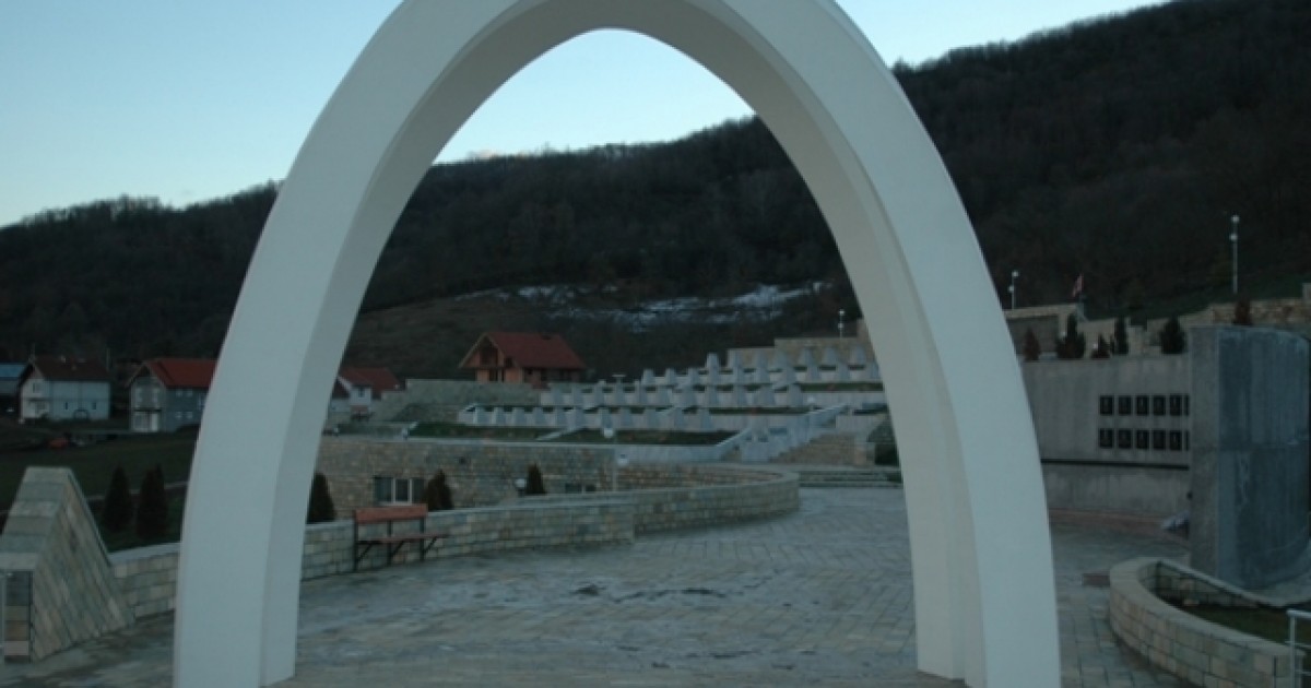 Përgjimet zbardhin skenarët për mbulimin e krimit në Reçak