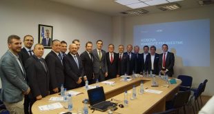 Ministri Shala takoi afaristët nga Turqia, i fton për të investuar në Kosovë
