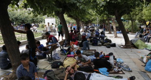 Athina zyrtare zhvillon bisedime me Shqipërinë për kalimin e 10 mijë refugjatëve sirianë