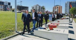 Përparim Rama: Dëshmorët dhanë jetën që ne ta gëzojmë lirinë dhe paqen