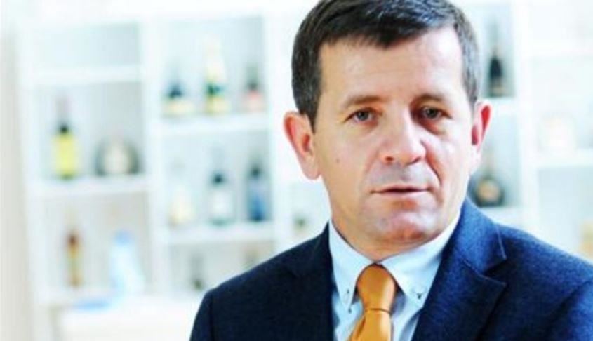 Rrustem Mustafa kritikon mungesën e transparencës dhe lojën me institucionet në Kosovë