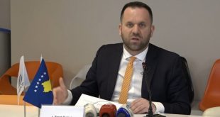 Berat Rukiqi: Është hipokrizi thirrja për respektimin e masave kur në të njëjtën partitë politike po e shkelin ligjin